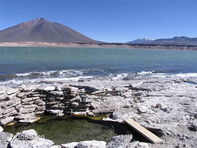 izvor termal langa Laguna Verde